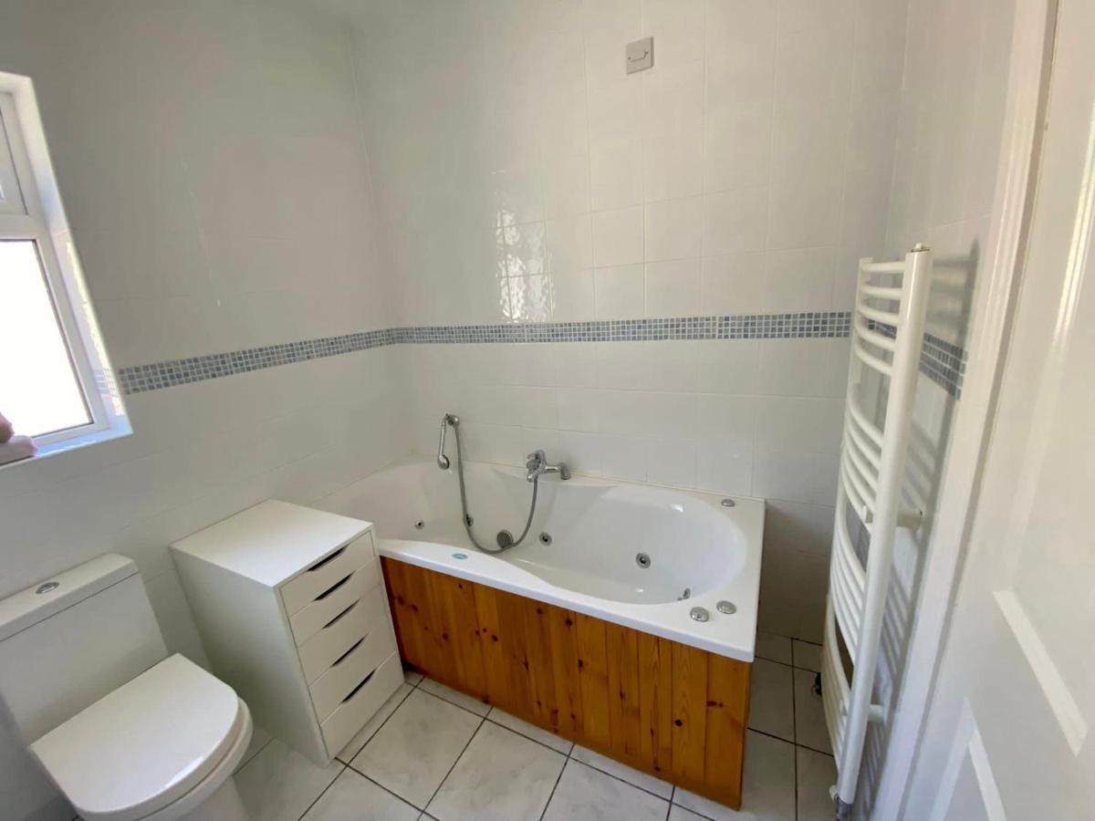Lighthouse Farm Villa Greencastle  Ngoại thất bức ảnh